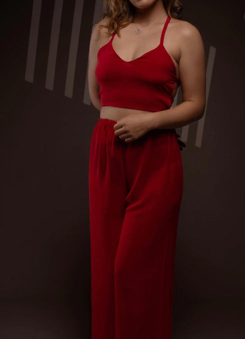 (30%) OFF - Scarlet Elegance – Strappy Back Lingerie Set