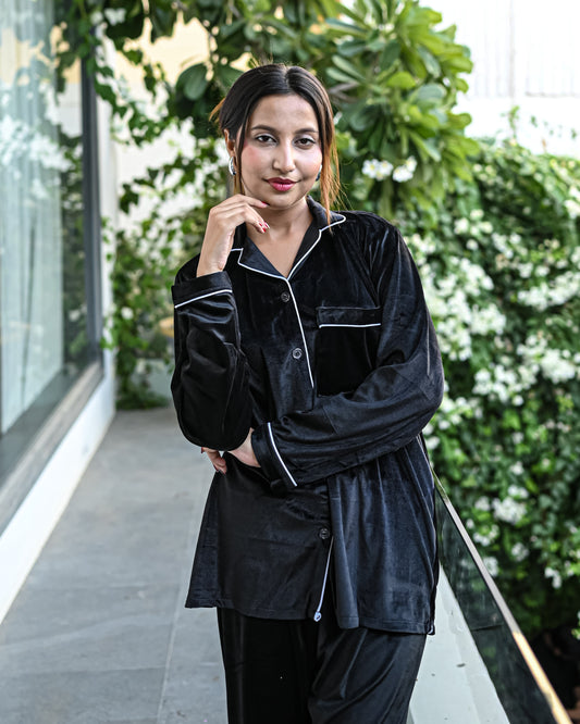 (30%) OFF - Valvet Pajama set