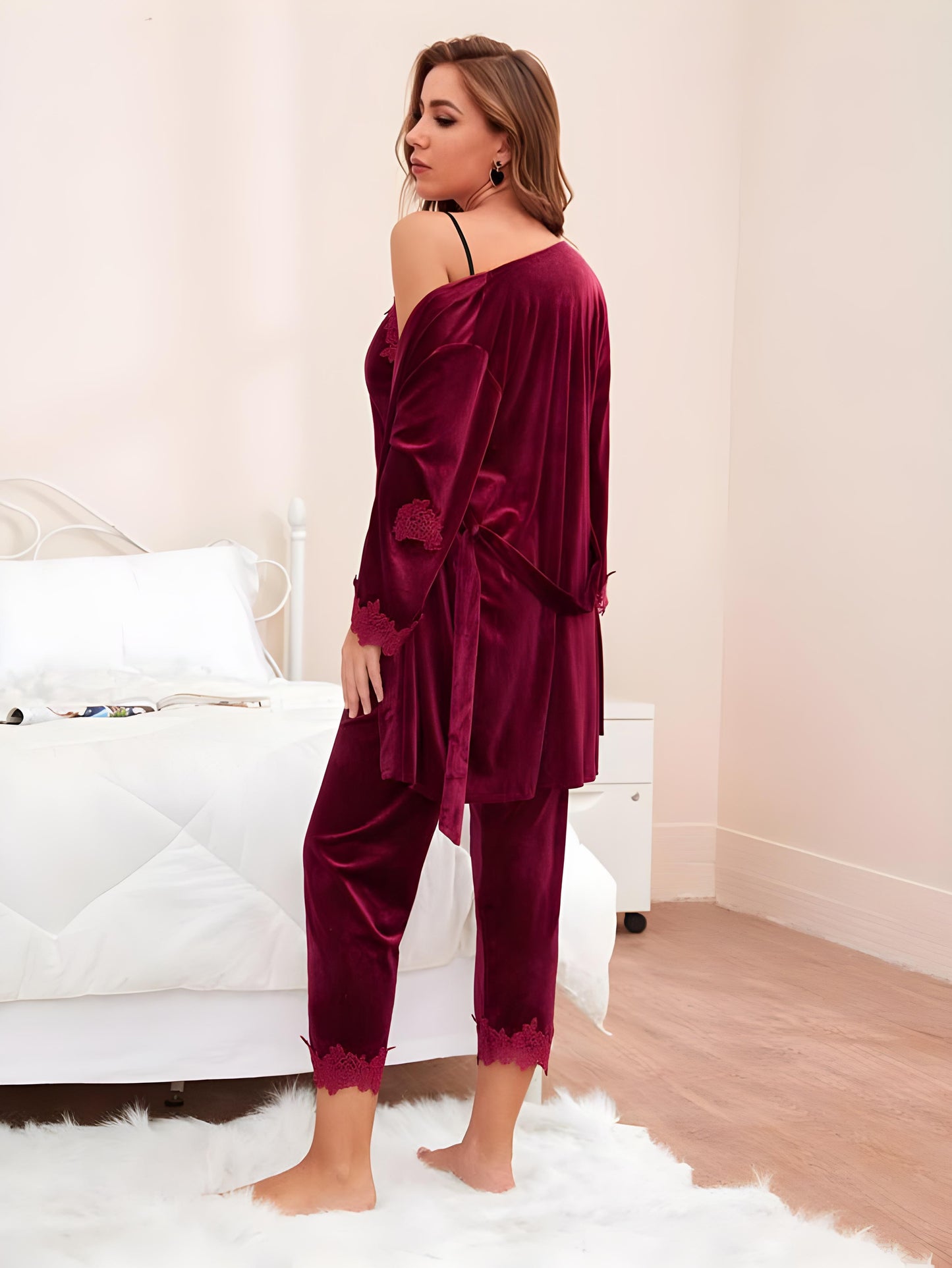(30%) OFF - Valvet 3pc Lacy Bridal Set