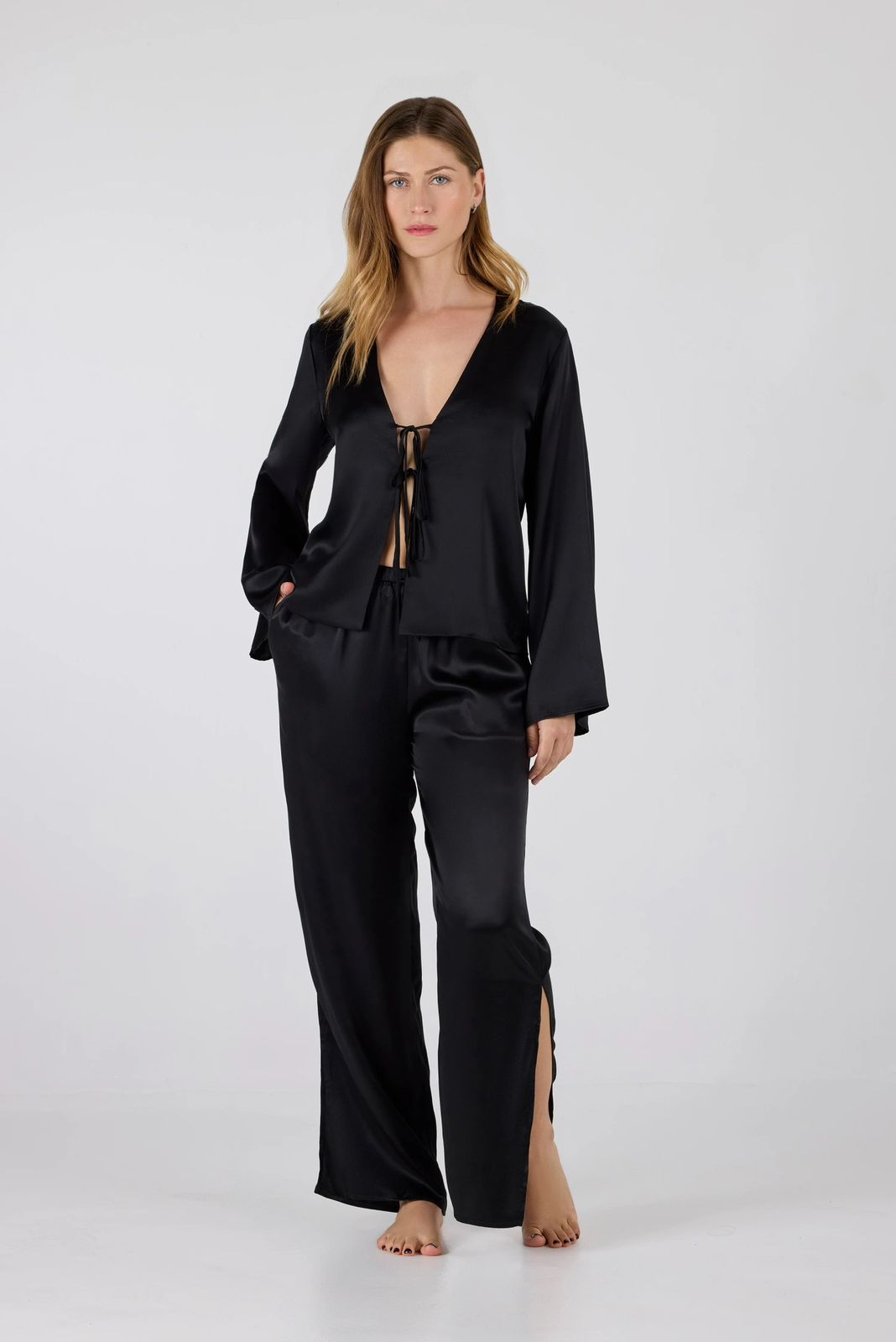 Velvéra – 2pc Silk Pajama Set